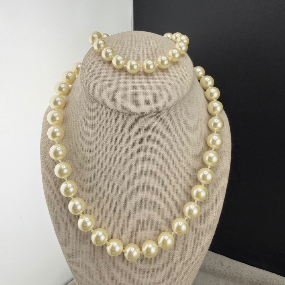 Estate Faux Pearl Glass Bead Necklace Bracelet Set Gold Tone 18" 7.5"